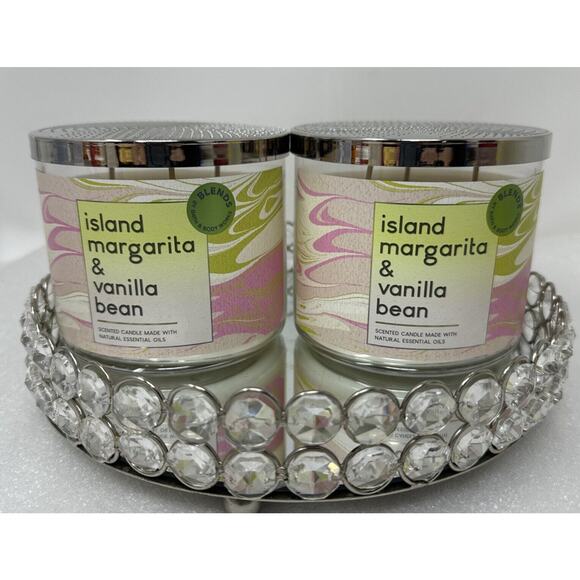 2~ Bath & Body Works 3 Wick Scented Candle ISLAND MARGARITA & VANILLA BEAN - Picture 1 of 4